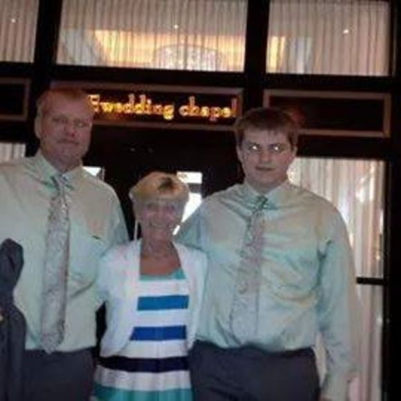 Meet your Posher, Ed - Picture 1 of 1